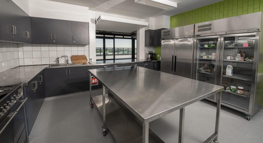 8d7ca8a23b04f0a-level 1 kitchen - photo 3